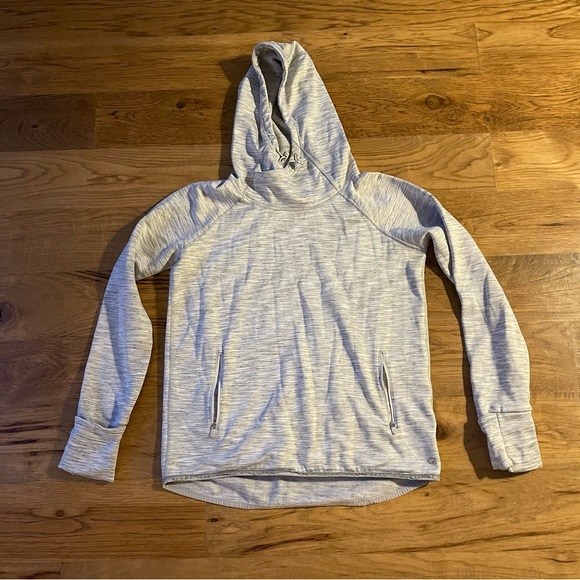 GAP Tops - GapFit Sweatshirt